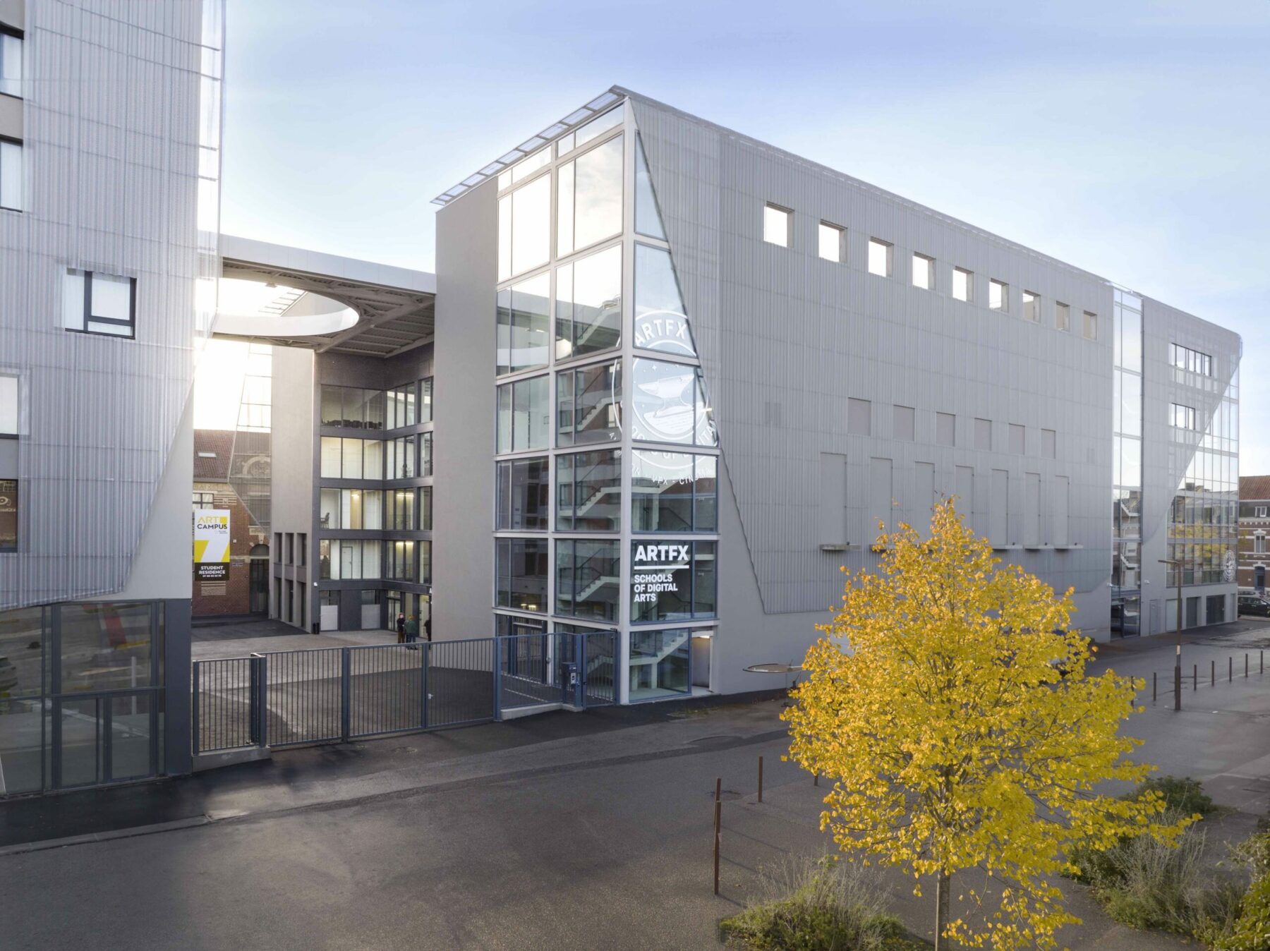 Campus école 24 & ARTFX Lille Plaine Images